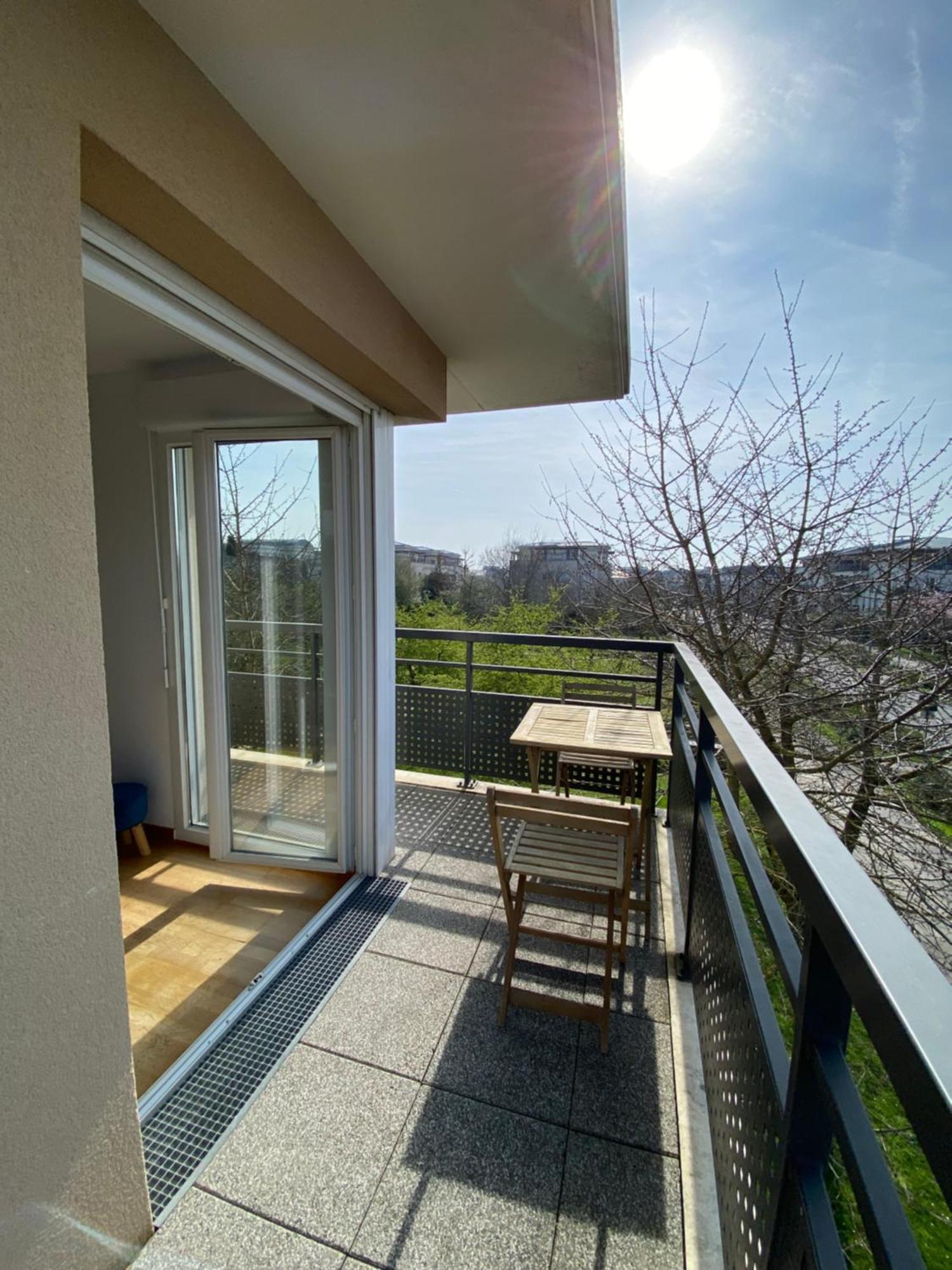 Charmant Appartement 3 Pieces Proche Rer & Disney Montévrain Exteriör bild